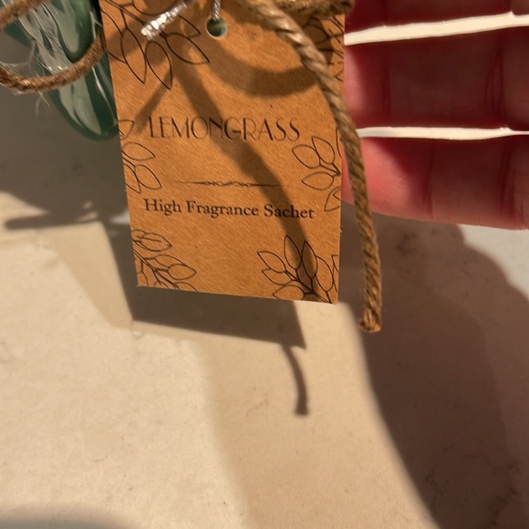 Buddha with sachet inside to be changed accordingly! Great zen decor - Picture 2 of 5